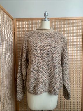 Unisex Vintage Coldwater Creek Mohair Beige Textured Knit Sweater